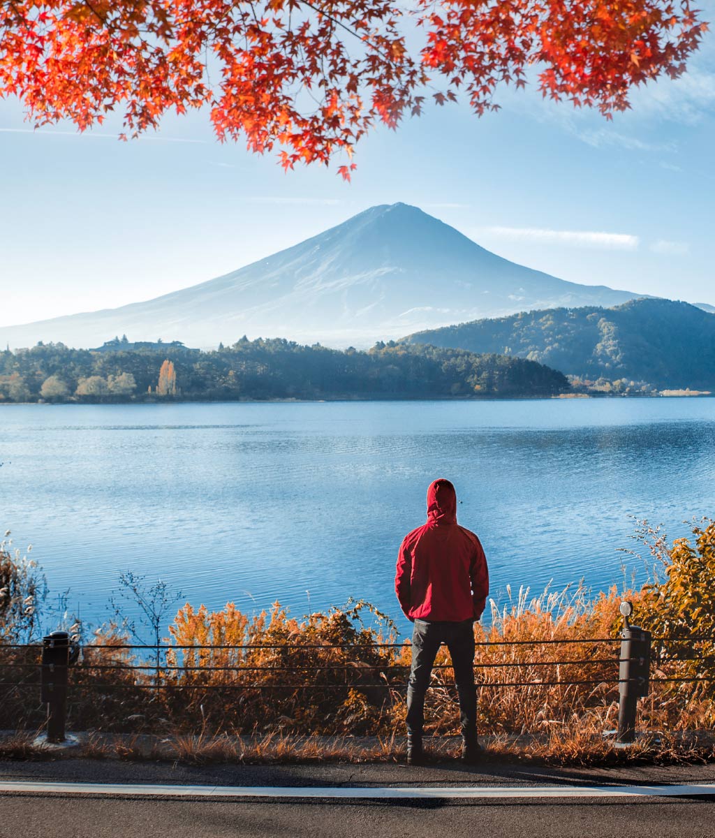 mount-fuji-in-the-morning-GMA9MGN.jpg